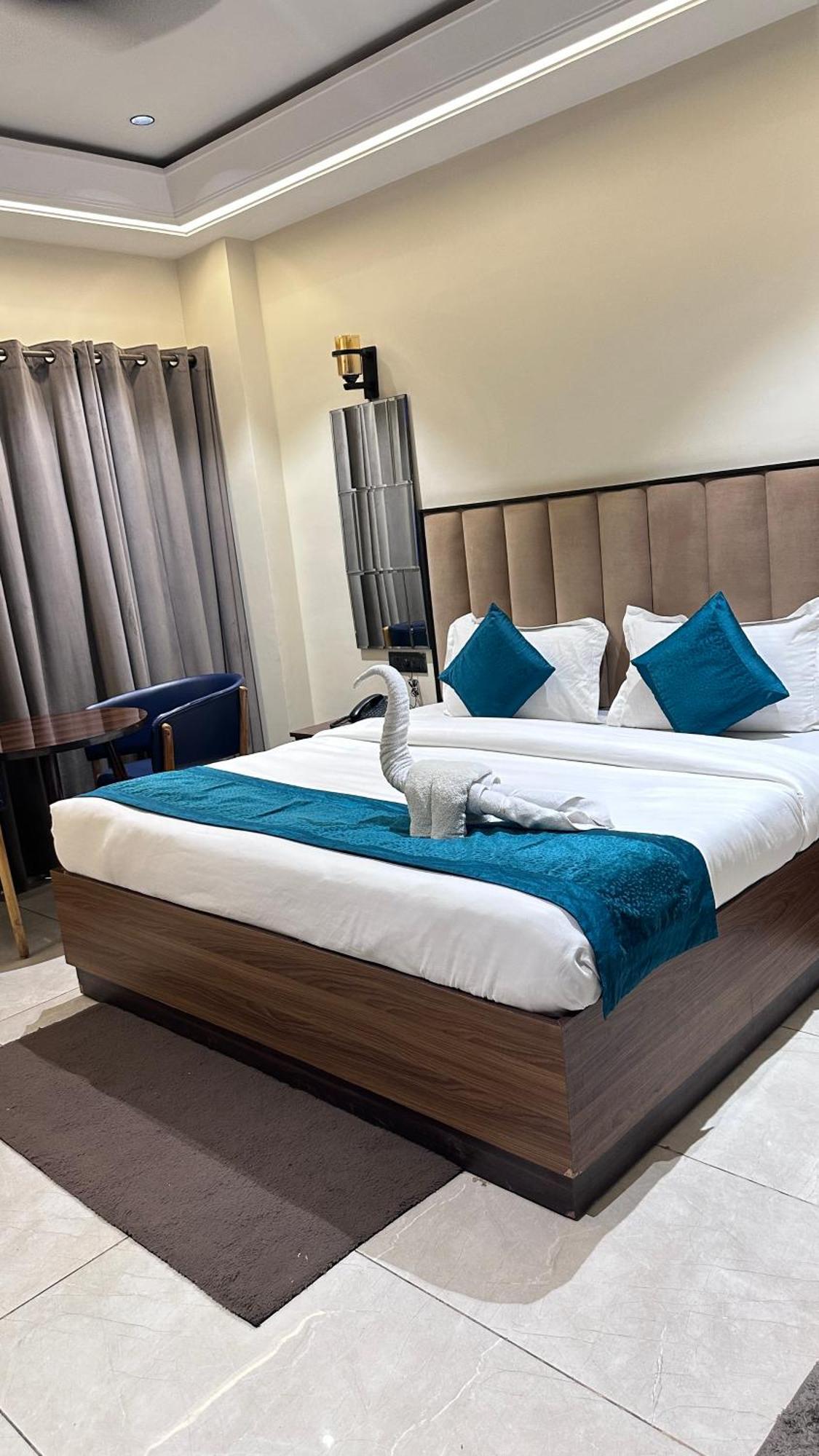 Hotel Lords Valley Rishīkesh Екстериор снимка