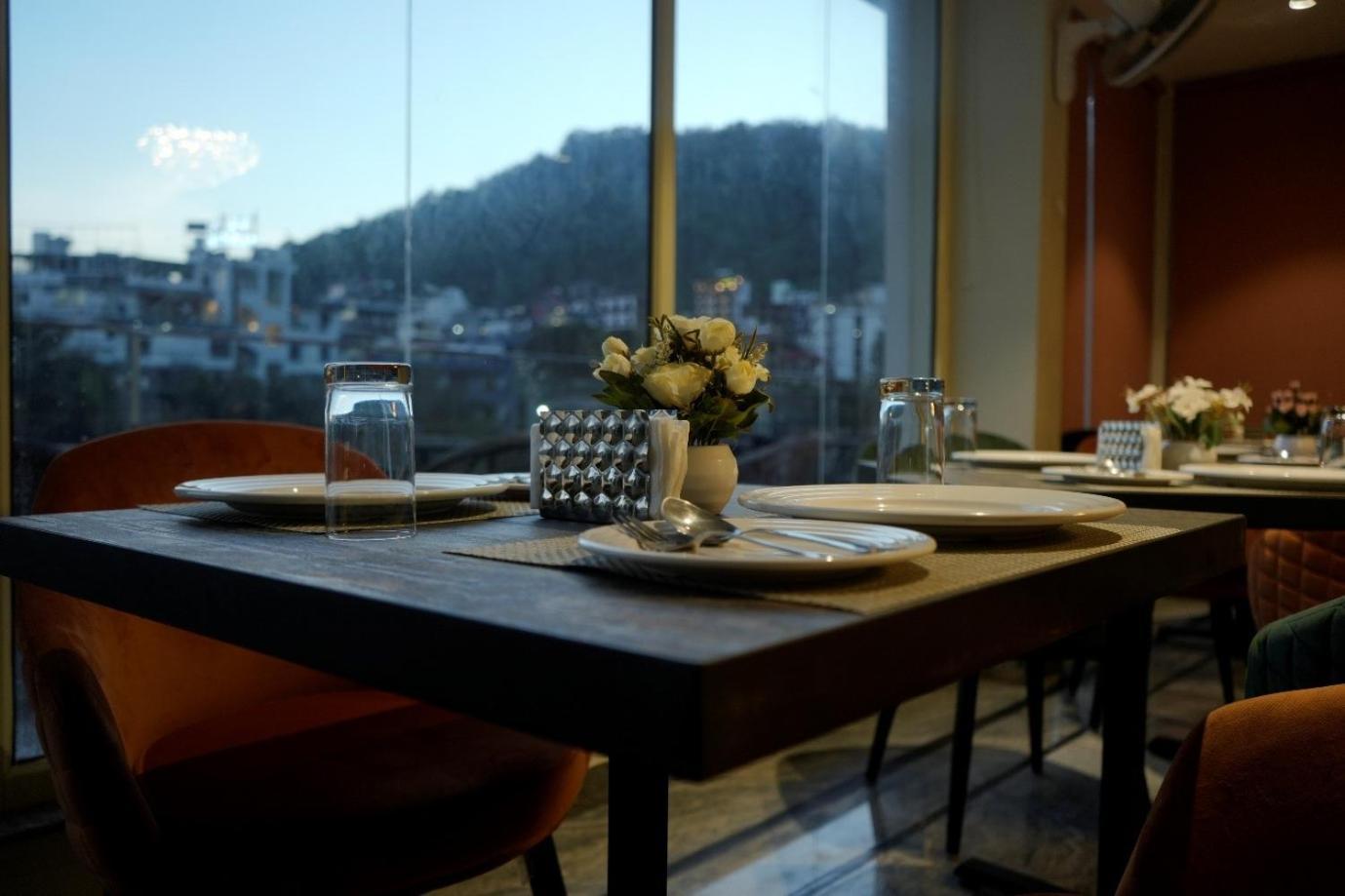 Hotel Lords Valley Rishīkesh Екстериор снимка