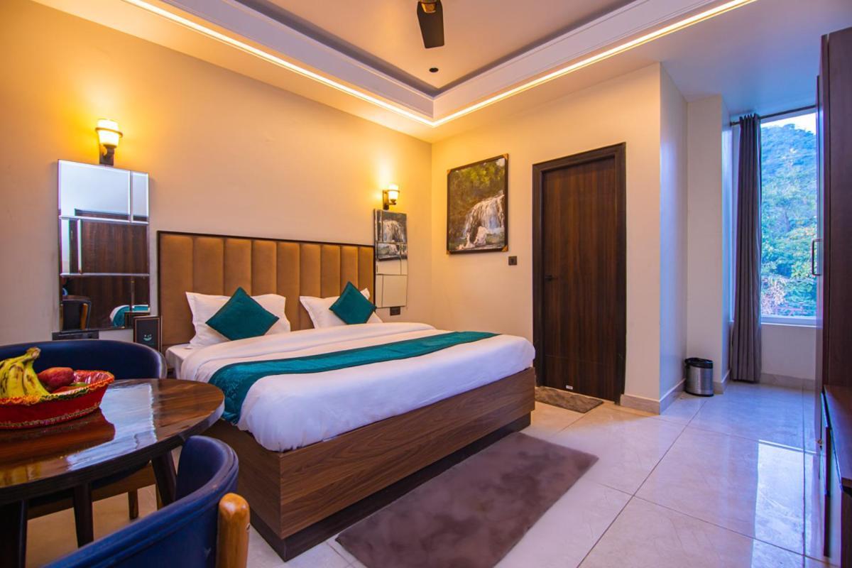 Hotel Lords Valley Rishīkesh Екстериор снимка