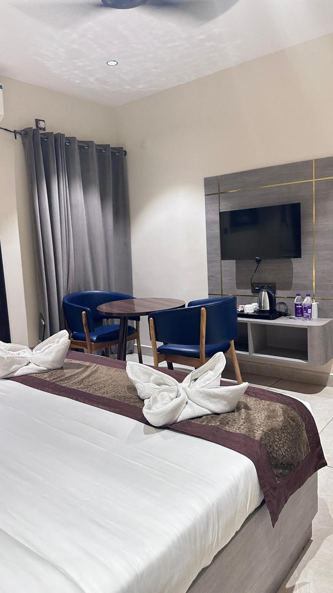 Hotel Lords Valley Rishīkesh Екстериор снимка